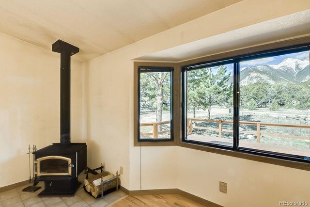 15194 Heywood Ln, Nathrop, CO 81236