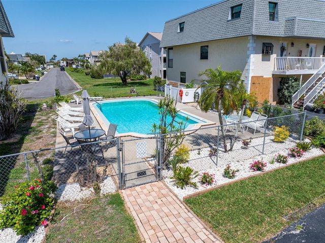 12485 2ND STREET E C103, Treasure Island, FL 33706