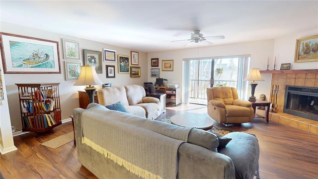 12485 2ND STREET E C103, Treasure Island, FL 33706