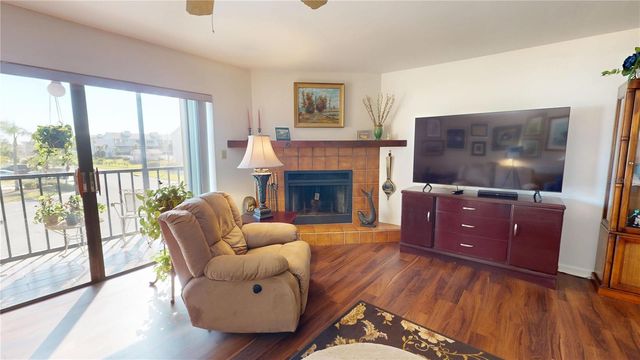 12485 2ND STREET E C103, Treasure Island, FL 33706