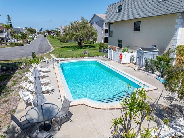 12485 2ND STREET E C103, Treasure Island, FL 33706