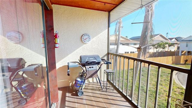 12485 2ND STREET E C103, Treasure Island, FL 33706