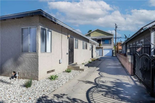 1056 Junipero, Long Beach, CA 90804