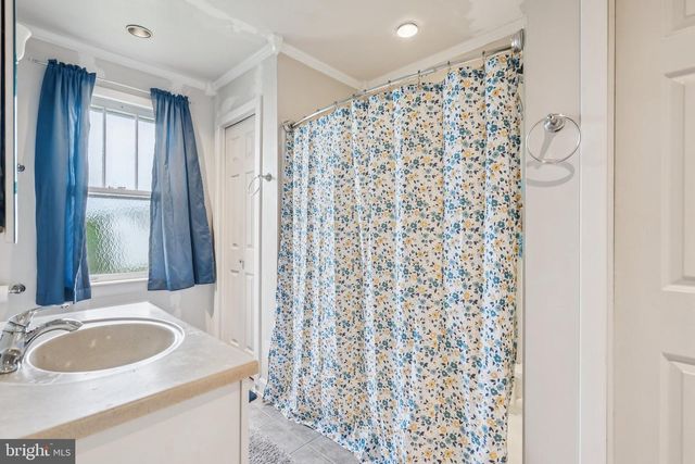 44 DELAWARE AVE, Salem, NJ 08079