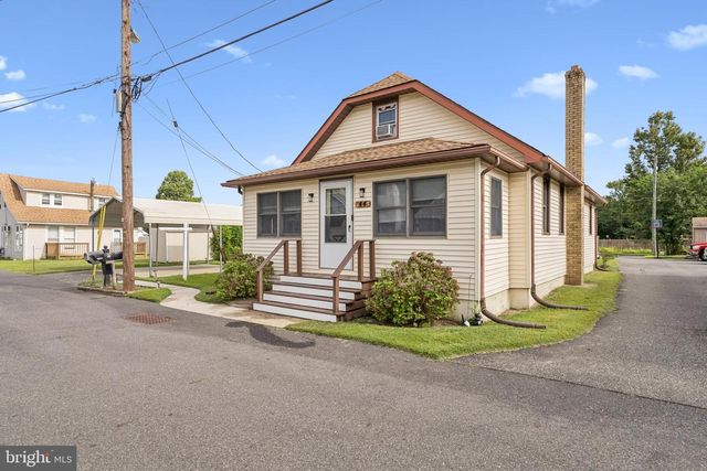 44 DELAWARE AVE, Salem, NJ 08079