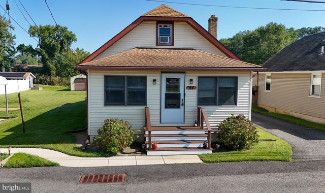 44 DELAWARE AVE, Salem, NJ 08079