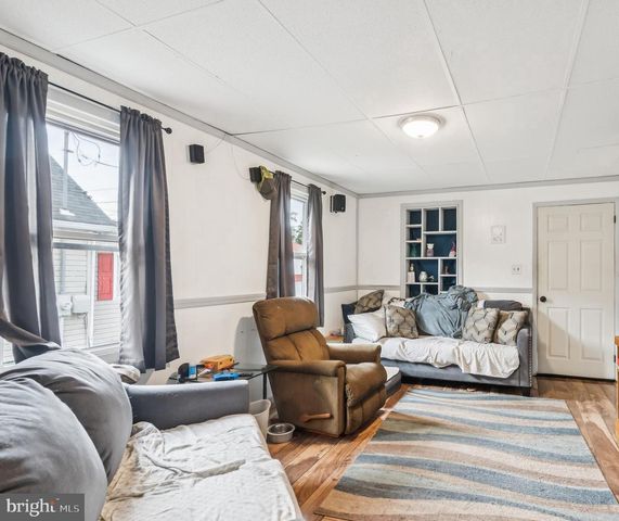 44 DELAWARE AVE, Salem, NJ 08079