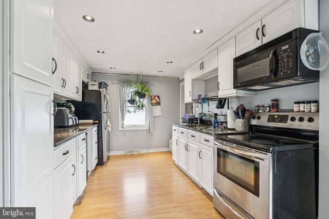 44 DELAWARE AVE, Salem, NJ 08079