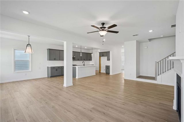 5456 Hargrove Way, Flowery Branch, GA 30542