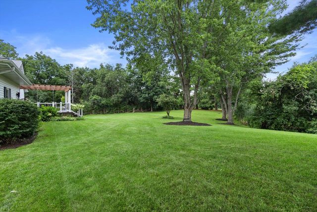 8601 221st AVENUE, Salem, WI 53168