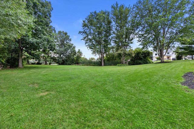 8601 221st AVENUE, Salem, WI 53168