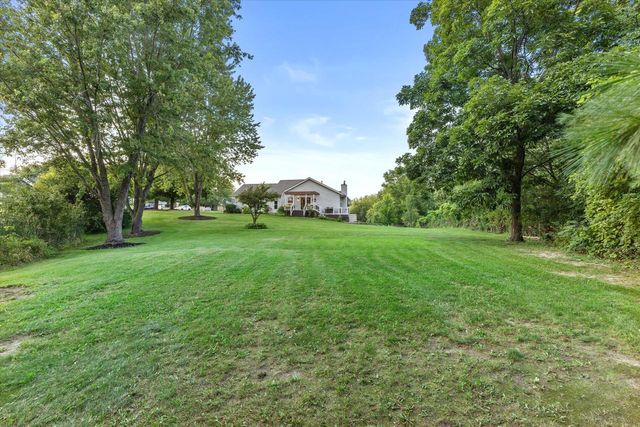 8601 221st AVENUE, Salem, WI 53168