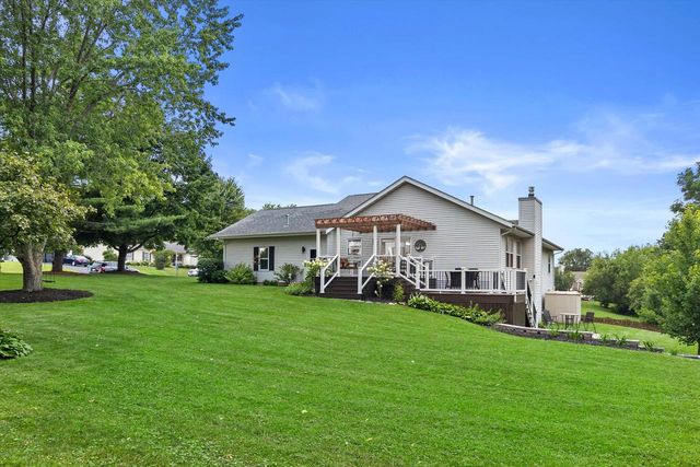 8601 221st AVENUE, Salem, WI 53168