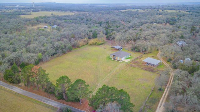 1597 County Road 314, Lexington, TX 78947