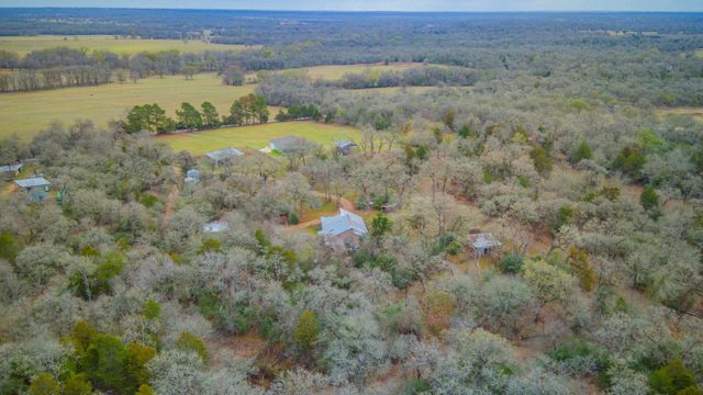 1597 County Road 314, Lexington, TX 78947