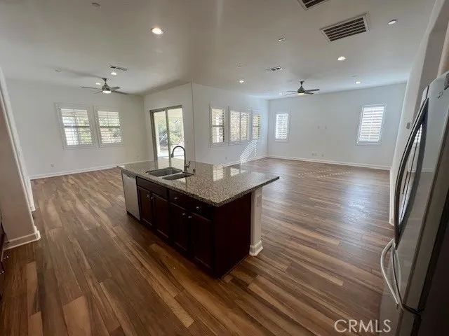 24280 Crestley Drive, Corona, CA 92883