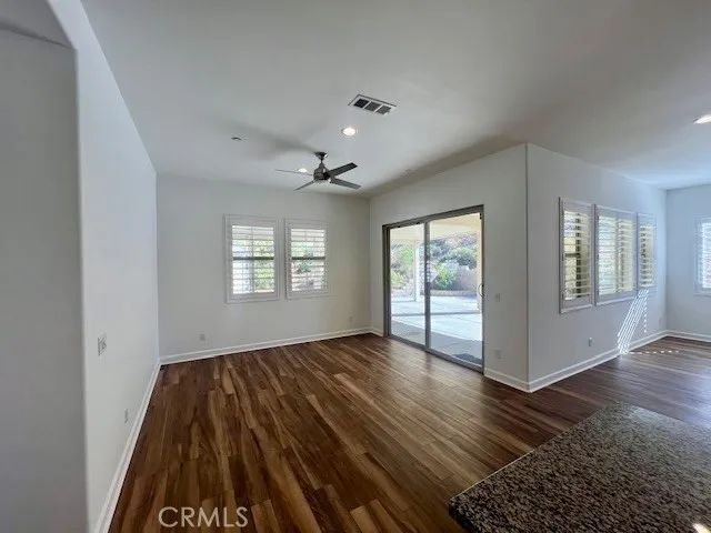 24280 Crestley Drive, Corona, CA 92883