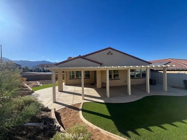 24280 Crestley Drive, Corona, CA 92883
