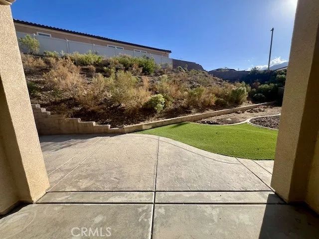 24280 Crestley Drive, Corona, CA 92883