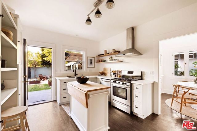 1925 W 41st Street, Los Angeles, CA 90062