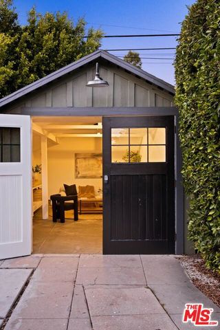 1925 W 41st Street, Los Angeles, CA 90062