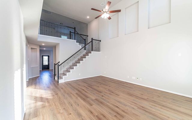 120 Alpen CT, Salado, TX 76571
