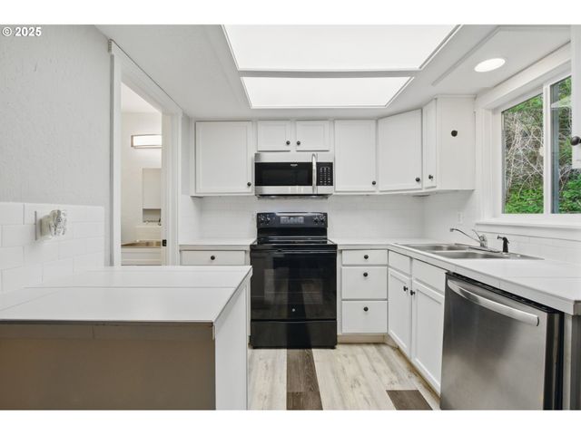 1721 Ne 116TH St A, Vancouver, WA 98686