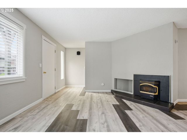 1721 Ne 116TH St A, Vancouver, WA 98686