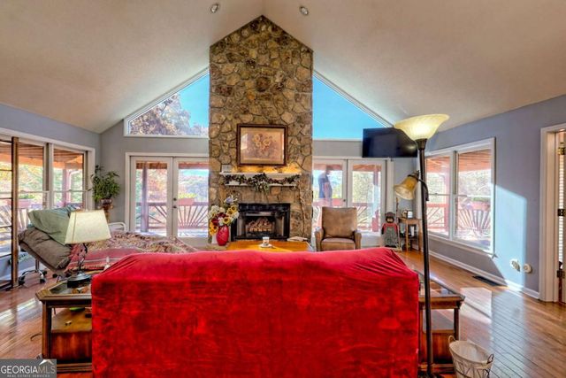 4749 Timberline Sunset Drive, Young Harris, GA 30582