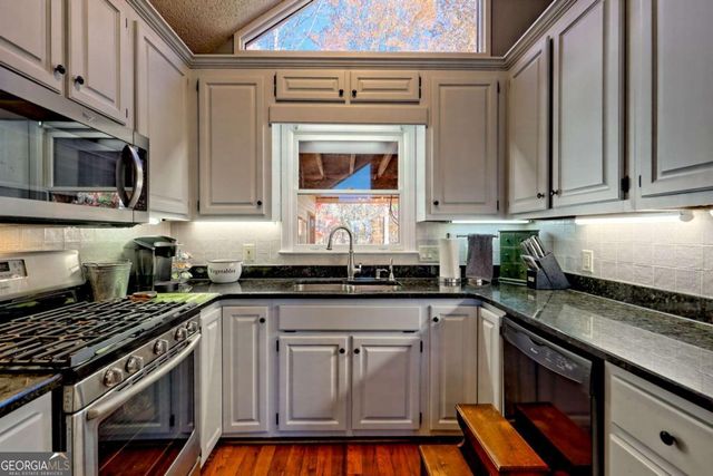 4749 Timberline Sunset Drive, Young Harris, GA 30582