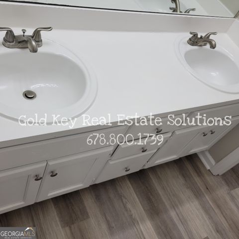 915 Burning Bush Drive, Loganville, GA 30052