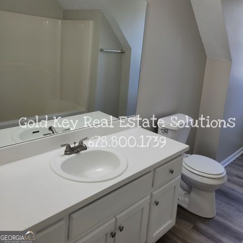 915 Burning Bush Drive, Loganville, GA 30052