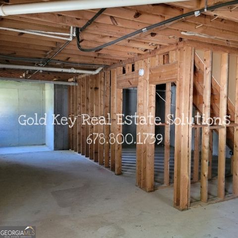 915 Burning Bush Drive, Loganville, GA 30052