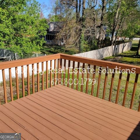 915 Burning Bush Drive, Loganville, GA 30052