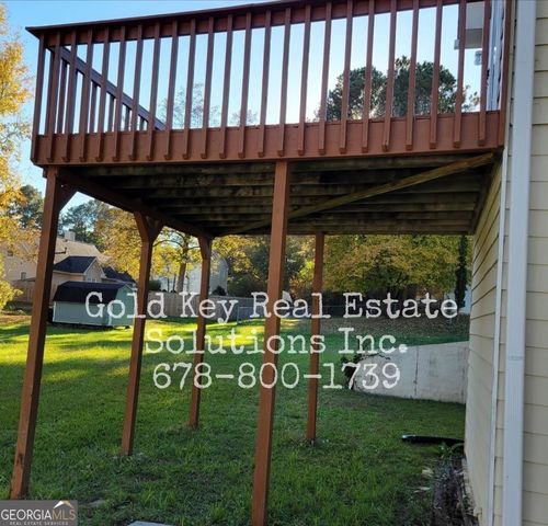 915 Burning Bush Drive, Loganville, GA 30052