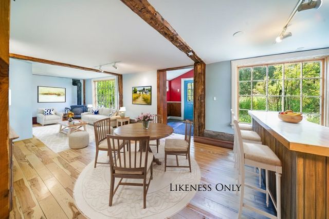 5677 Main Street, Waitsfield, VT 05673