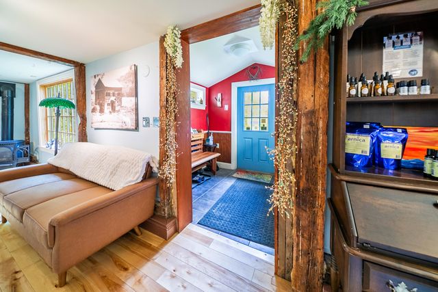 5677 Main Street, Waitsfield, VT 05673