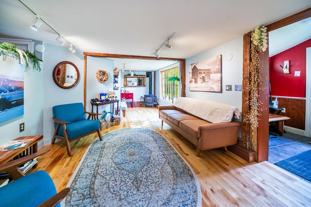 5677 Main Street, Waitsfield, VT 05673