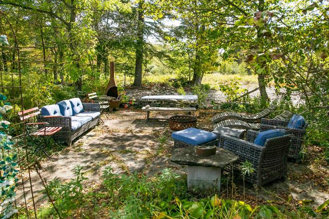 5677 Main Street, Waitsfield, VT 05673