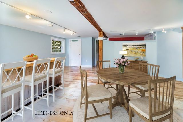 5677 Main Street, Waitsfield, VT 05673