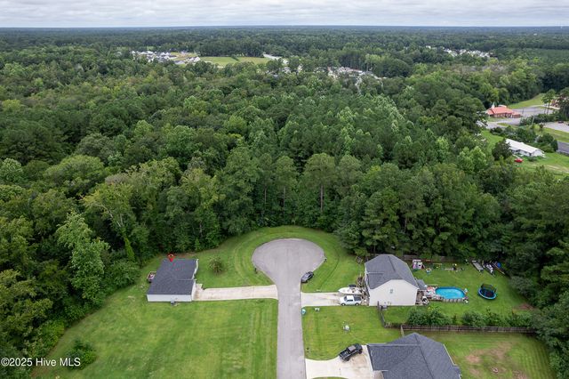 209 Gillcrest Court, Jacksonville, NC 28540