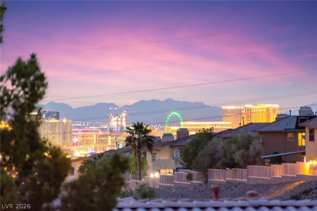 855 Binbrook Drive, Henderson, NV 89052
