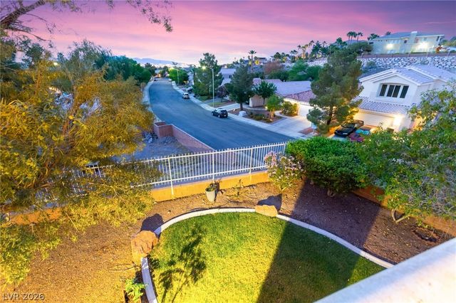 855 Binbrook Drive, Henderson, NV 89052