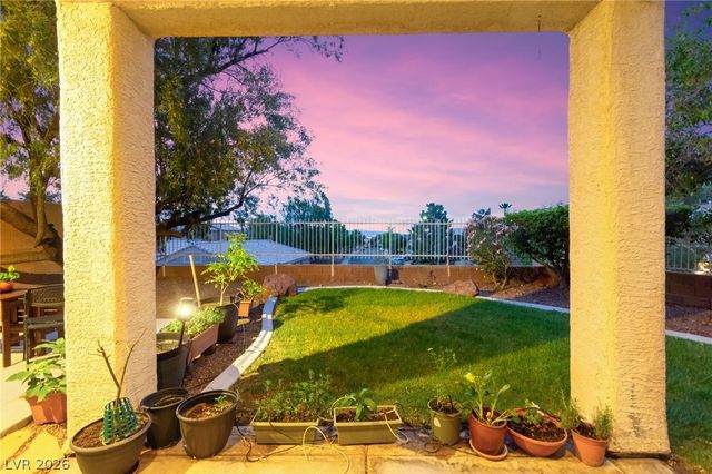 855 Binbrook Drive, Henderson, NV 89052
