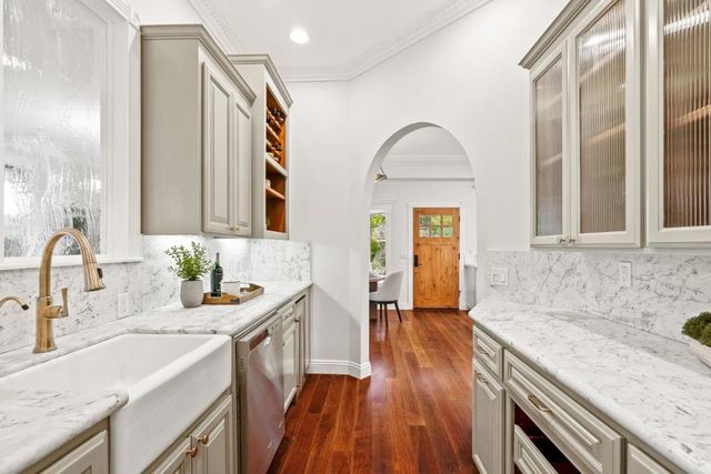 320 Cliff Drive, Aptos, CA 95003