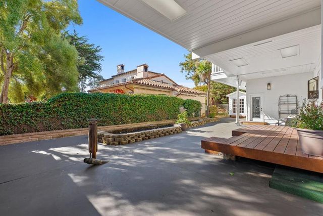 320 Cliff Drive, Aptos, CA 95003