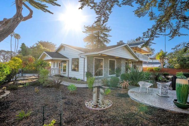 320 Cliff Drive, Aptos, CA 95003