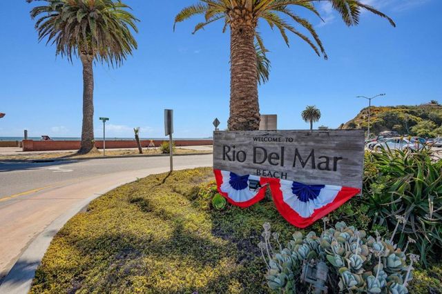 320 Cliff Drive, Aptos, CA 95003