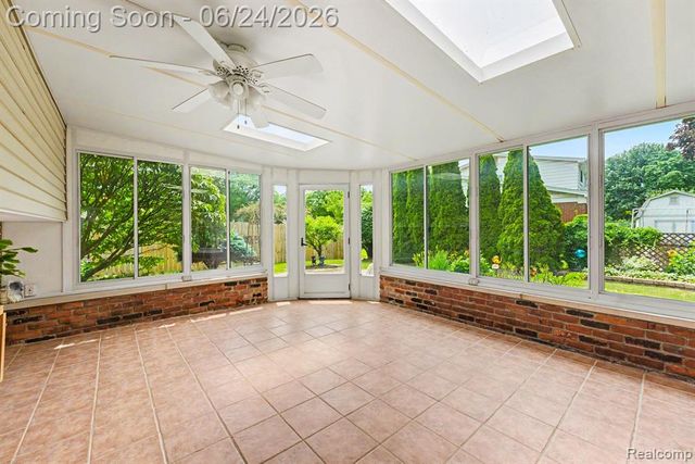5997 Marble Drive, Troy, MI 48085