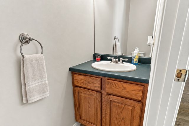41 Juniperwood Dr, Haverhill, MA 01832